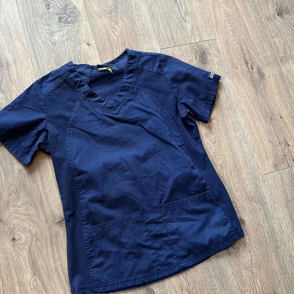 Buttersoft Scrub Top - Picture 5 of 7
